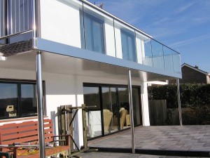 Stainless-Steel-and-Glass-Balcony-15 
