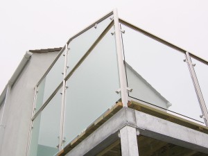 Stainless-Steel-and-Glass-Balcony-32 