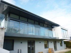 Steel-and-Glass-Balcony-1 