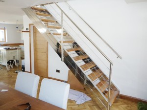 Stainless-Steel-and-Wire-Staircase-1      