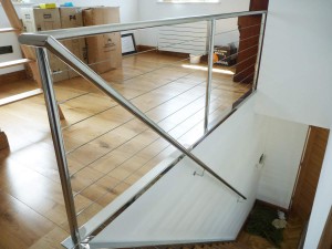 Stainless-Steel-and-Wire-Staircase-3      