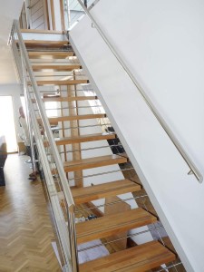 Stainless-Steel-and-Wire-Staircase-6      